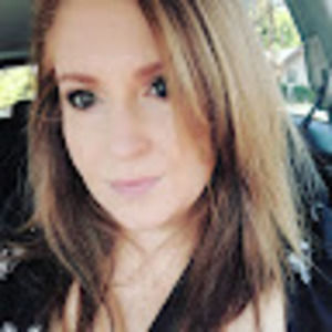 Meet your Posher, Lia